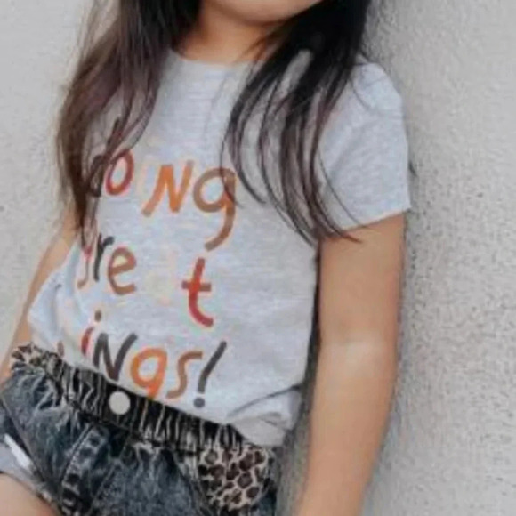 Cat & Jack Doing Great Things Graphic Short Sleeve Tee Shirt Fall Colors Unisex - Picture 9 of 10